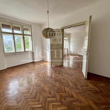 SMJEŠTAJ ZA RADNIKE - 8 OSOBA, CENTRALNA LOKACIJA, SAVSKA CESTA