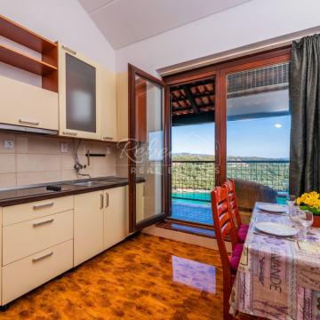 Apartman (39 m2), 150m od plaže, sa pogledom na more - Duga Uvala