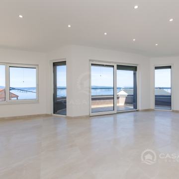 Prilika! Apartman u Crikvenici, na drugom katu novogradnje!