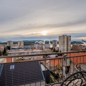 BALDEKIN- ŠIBENIK- DVOETAŽNI STAN- 2S+ DB