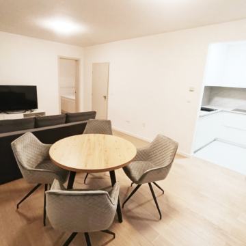 BEZ PROVIZIJE | 1. NAJAM | STENJEVEC | 2-SOBNI | TERASA | PARKING