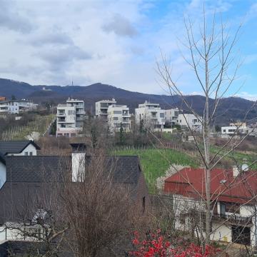 spuštena cijena_Bijenik, građevinsko zemljište od 800m2