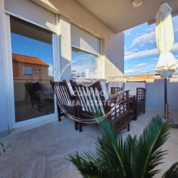 Biograd n/M - Stan 95 m2 , PRODAJA