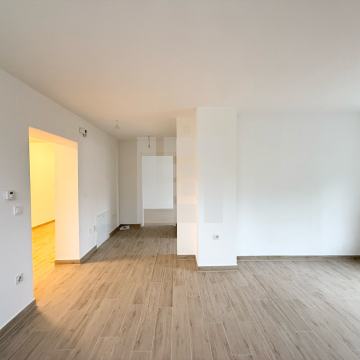 Blizina Petrove, Zagreb, kuća sa 4 stana, parking, garaža, dvorište,