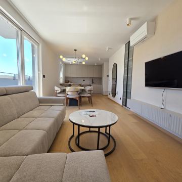 BOL, LUKSUZAN PENTHOUSE, PARKING, DUGOROČAN NAJAM