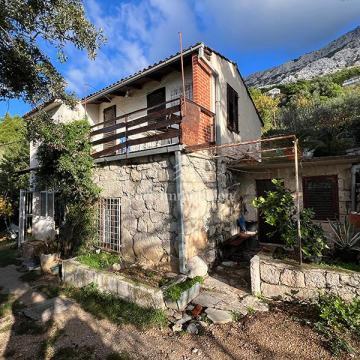 Brela - kuća s pogledom na more