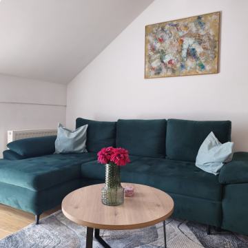 BRESTJE (SESVETE) - TROSOBAN STAN 52 m²- PARKING - TERASA