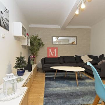 Centar-Petrinjska-moderan 2s stan s terasom u strogom centru