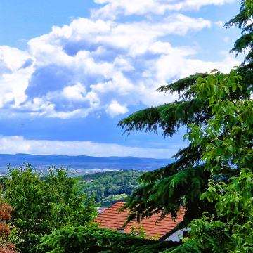 TOP AKCIJA!PANORAMSKI POGLED NA ZAGREB