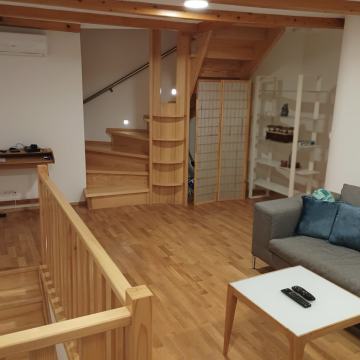 Cres, kuća u centru, 130 m2