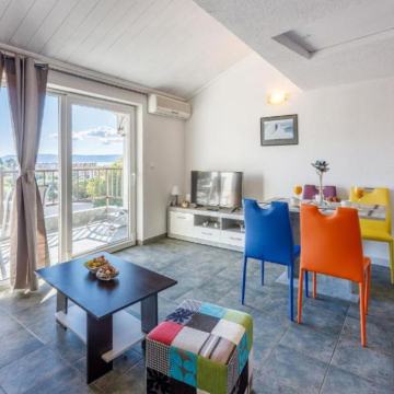 CRIKVENICA, APARTMAN 45 M2, PRODAJA, CENTAR, POGLED!!!