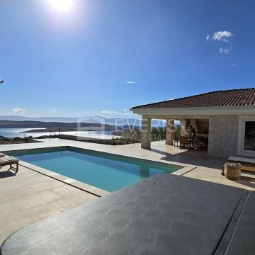 Crikvenica, Jadranovo, vila s panoramskim pogledom na more