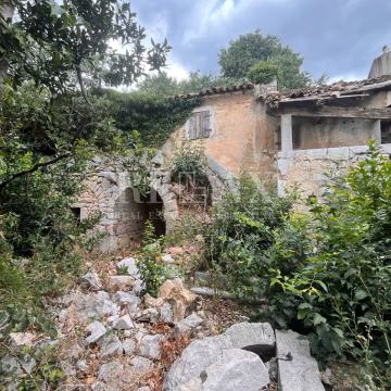 Crikvenica - starina za kompletnu adaptaciju