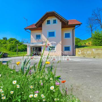 EKSKLUZIVNO: CVETLIN, 2 km OD GRANICE SA SLOVENIJOM!