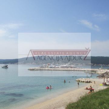 Divulje T2 zona 4189 m2 Kaštel Štafilić