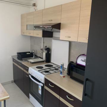 DONJA DUBRAVA, ČETVEROSOBAN STAN - 85 m2 - NOVOUREĐEN