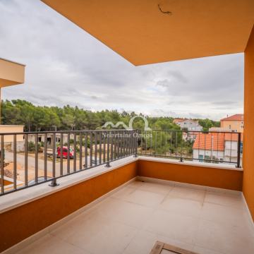 DONJE RAŽINE- DVOSOBNI STAN NA DRUGOM KATU- NAŠ PROJEKT