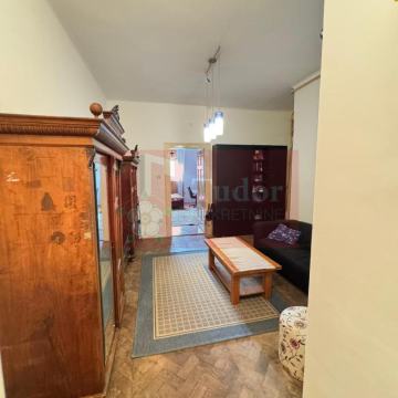 Donji Grad - Draškovićeva, trosoban stan 80m2 ( za studente )