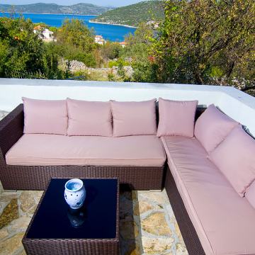 Prodaja,Drvenik Veliki, lijepa mediteranska kuća, 160 m2, 379.000 eura