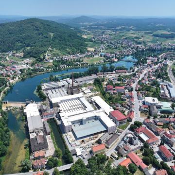 Duga Resa, UREDSKI PROSTORI od 50  do 1.400 m2