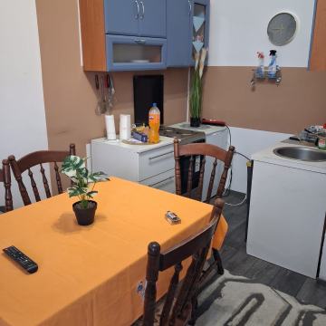 DUGAVE, Ul.Svetog Mateja, 17,50 m2 - PRILIKA!