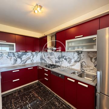 Dugo Selo – obiteljska kuća 199 m² s velikom okućnicom od 780 m²
