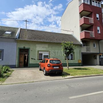 Dvosobni stan, dvoetažni, 64m2, I. Kršnjavog (širi centar)