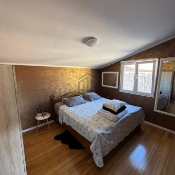 Dva dvosobna stana Pomer 1. i 2. kat prodaju se zajedno