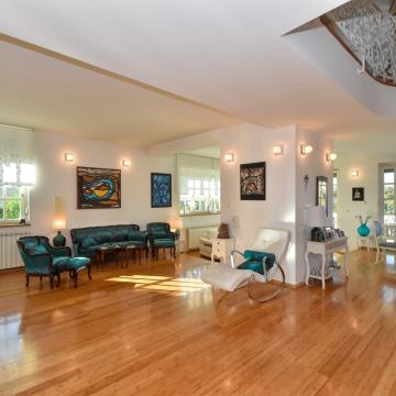 Ekskluzivna vila na Maksimiru 744m2, zemljište 4229m2