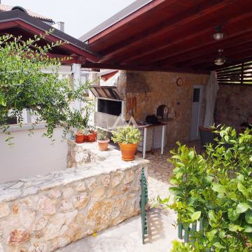 EKSKLUZIVNO PRAVO POSREDOVANJA - KUĆA IDEALNA ZA ŽIVOT I ODMOR -  363.