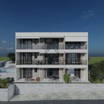 *Ekskluzivno* Šolta, novogradnja, 3lođe, bazen,vrt,2 parkinga, pogled