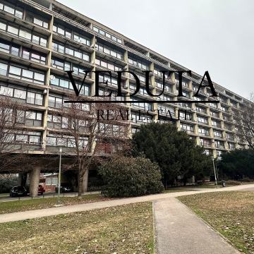 GALIĆEVA ZGRADA - VUKOVARSKA UL, 3SOBAN I DVOETAŽNI VEL. 98 m2