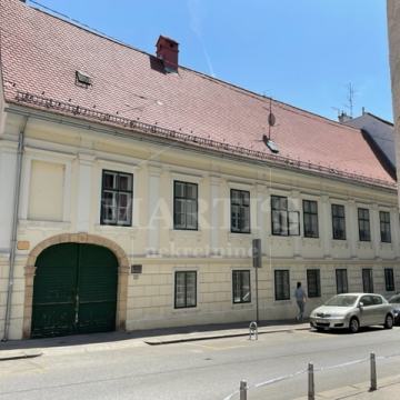 Gornji grad, Opatička, 3-soban, 60m2, 1.kat, parking u dvorištu