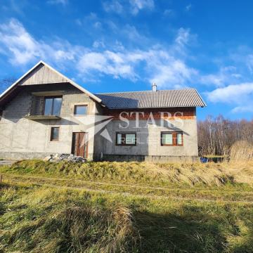 Gorski kotar, Lič - Ekskluzivna prodaja velike obiteljske kuće sa okuć