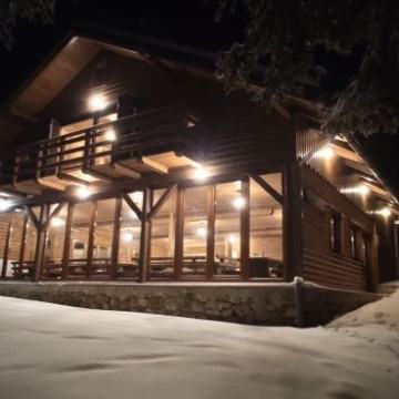 Gorski kotar, Ravna Gora, vikend kuća u šumi