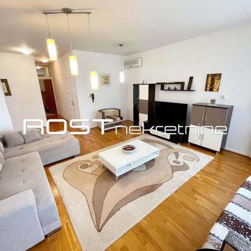 GRAČANI - 163 m2, 3-sobni + TERASA + PARKING - atraktivna vila