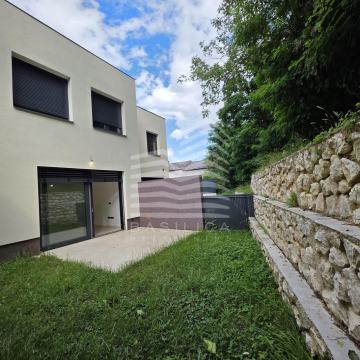 Gračani,novi smart home, 4sobni s vrtom, 2 terase i garaža