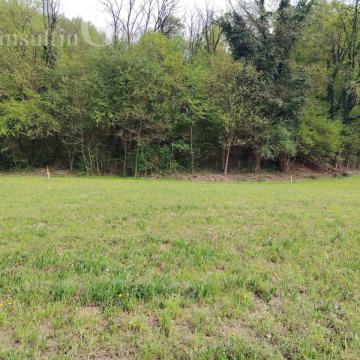 Građ. zemljišta uz šumu od 991 m2 do 2126 m2