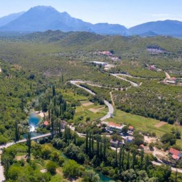 GRAĐEVINSKO ZEMLJIŠTE, OMIŠ, BLATO NA CETINI