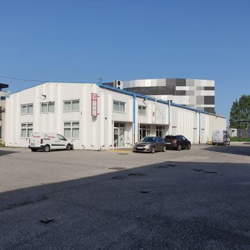 NAJAM! UREDSKO-SKLADIŠNI PROSTOR Zagreb Savica Šanci, 300-1000 m2