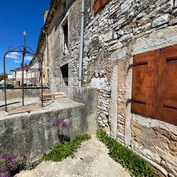 Prilika Istra Barban kamene kuće u šarmantnom selu!