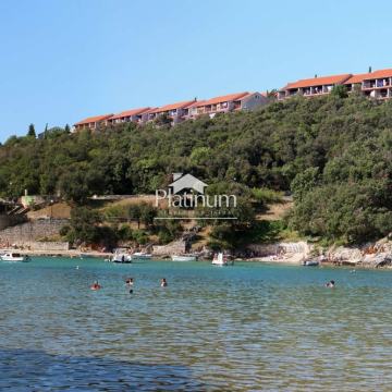 ISTRA DUGA UVALA, DVOETAŽNI 2 SOBE POGLED MORE, 150m od plaže