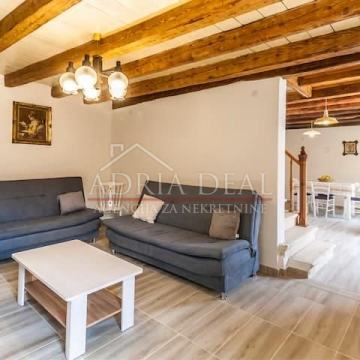 Istra, Marčana- renovirana istarska kuća 127m2