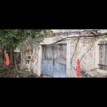 ISTRA, OPRTALJ - Kamena kuća za adaptaciju