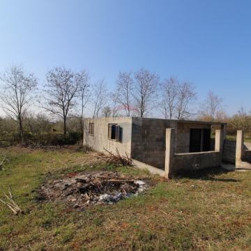 Istra, Poreč - Legalizirani objekt u okolici Poreča sa 1880 m2 zemljiš