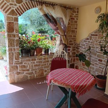Istra, Poreč - okolica, kamena kuća 105m2