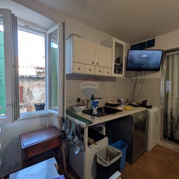 Istra, Rovinj - stari grad 33m2 za renovaciju