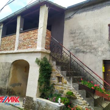 ISTRA, SENJ - BUZET, RENOVIRANA KAMENA KUĆA U NIZU