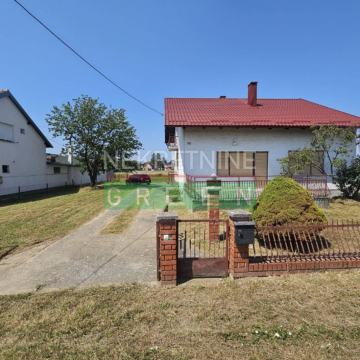 Ivanić Grad, katnica s 2 zasebna stana