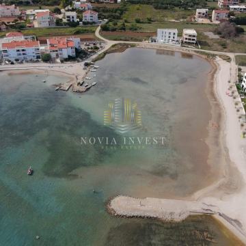 IZUZETNA PRILIKA! Jednosobni stan, pri red uz more,Sukošan